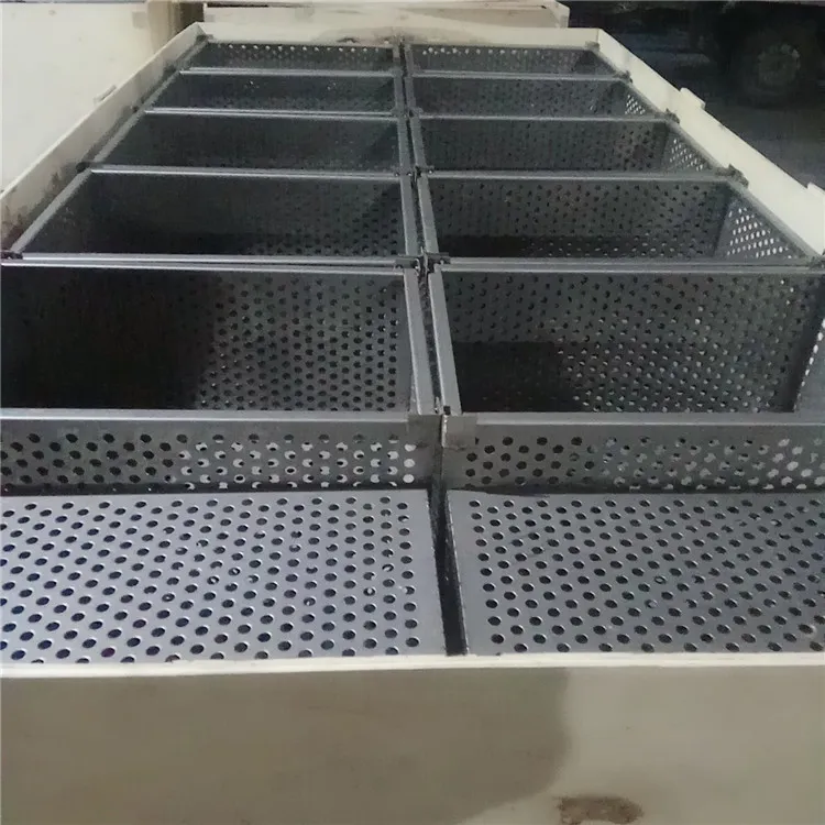 Customized ASTM 201 304 309 316 Perforated Stainless Steel Sheet 4x8 316l Slotted Hole Stainless-steel Perforated Steel Sheet